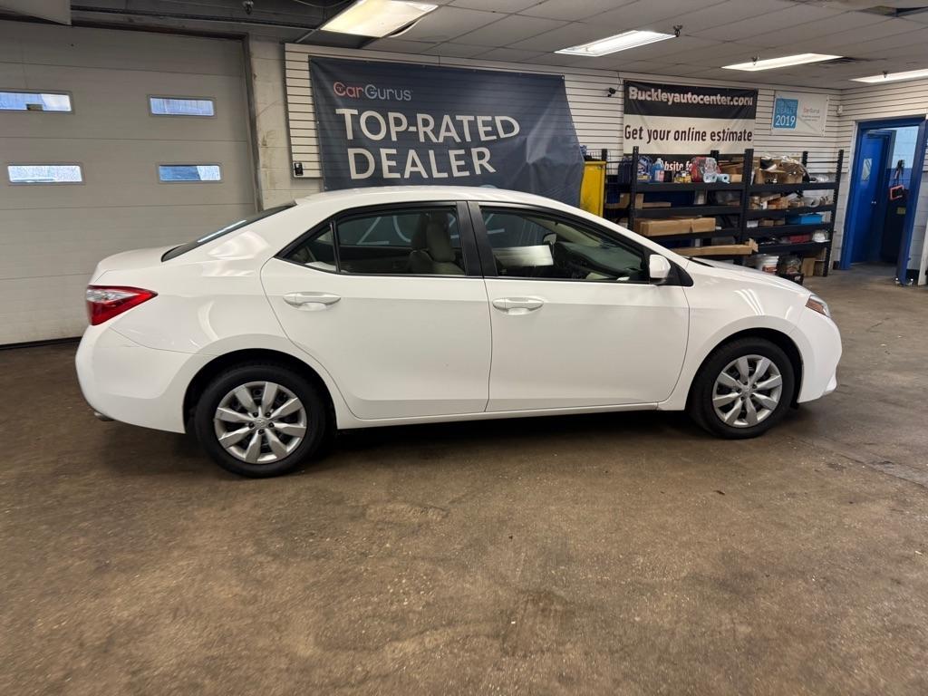 Toyota Corolla LE CVT 2016