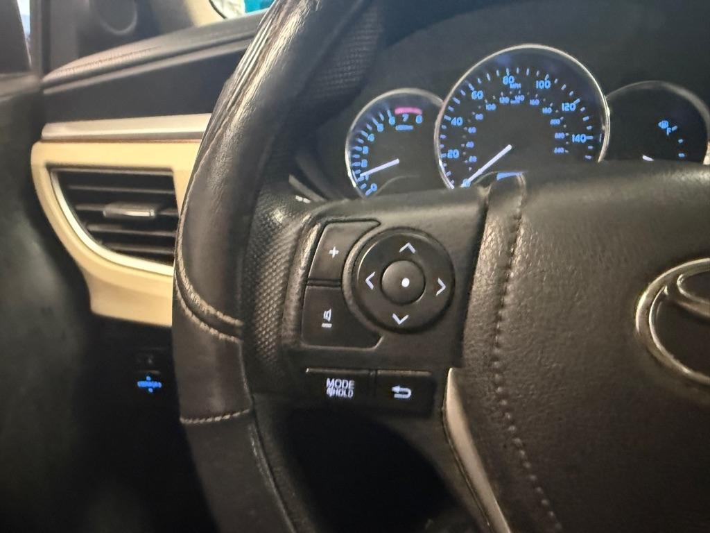 Toyota Corolla LE CVT 2016