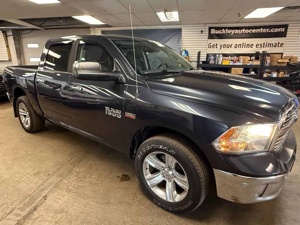 2014 RAM 1500 SLT Crew Cab SWB 4WD