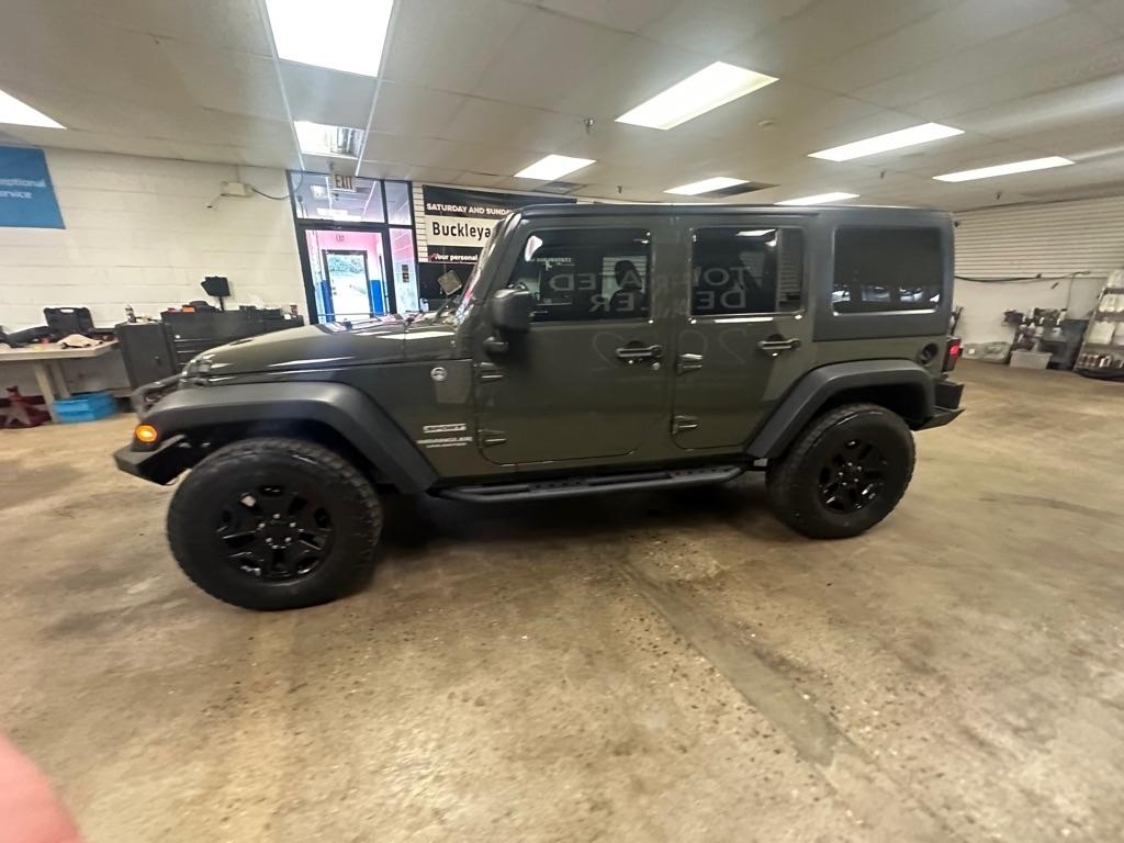 Jeep Wrangler Unlimited Sport 4WD 2015