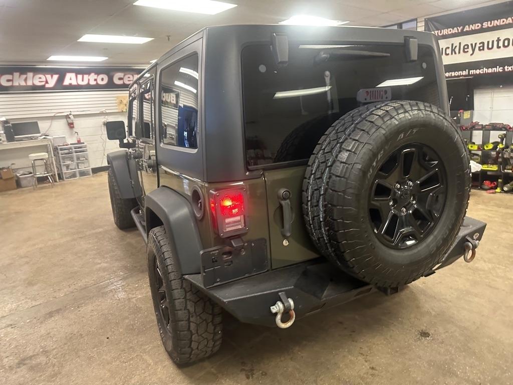 Jeep Wrangler Unlimited Sport 4WD 2015