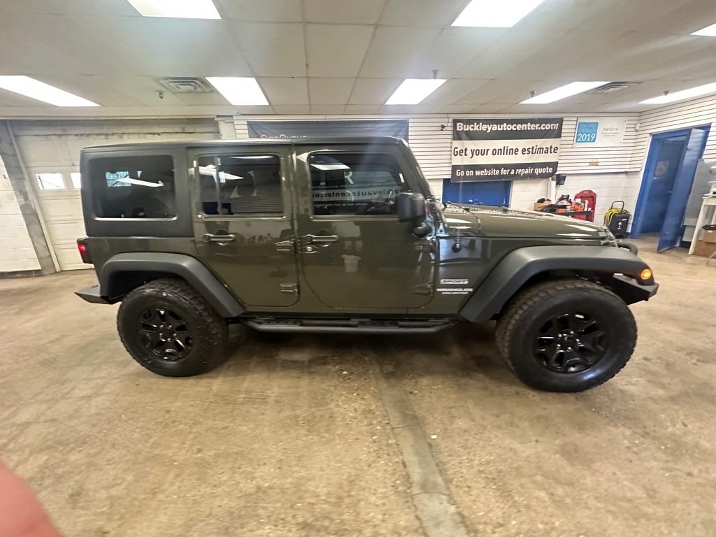 Jeep Wrangler Unlimited Sport 4WD 2015