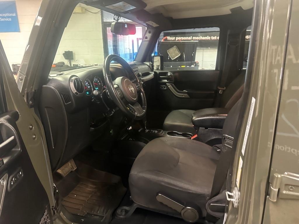 Jeep Wrangler Unlimited Sport 4WD 2015