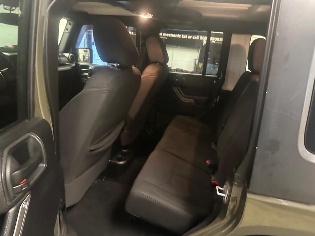 Jeep Wrangler Unlimited Sport 4WD 2015