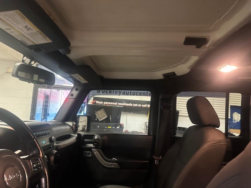 Jeep Wrangler Unlimited Sport 4WD 2015