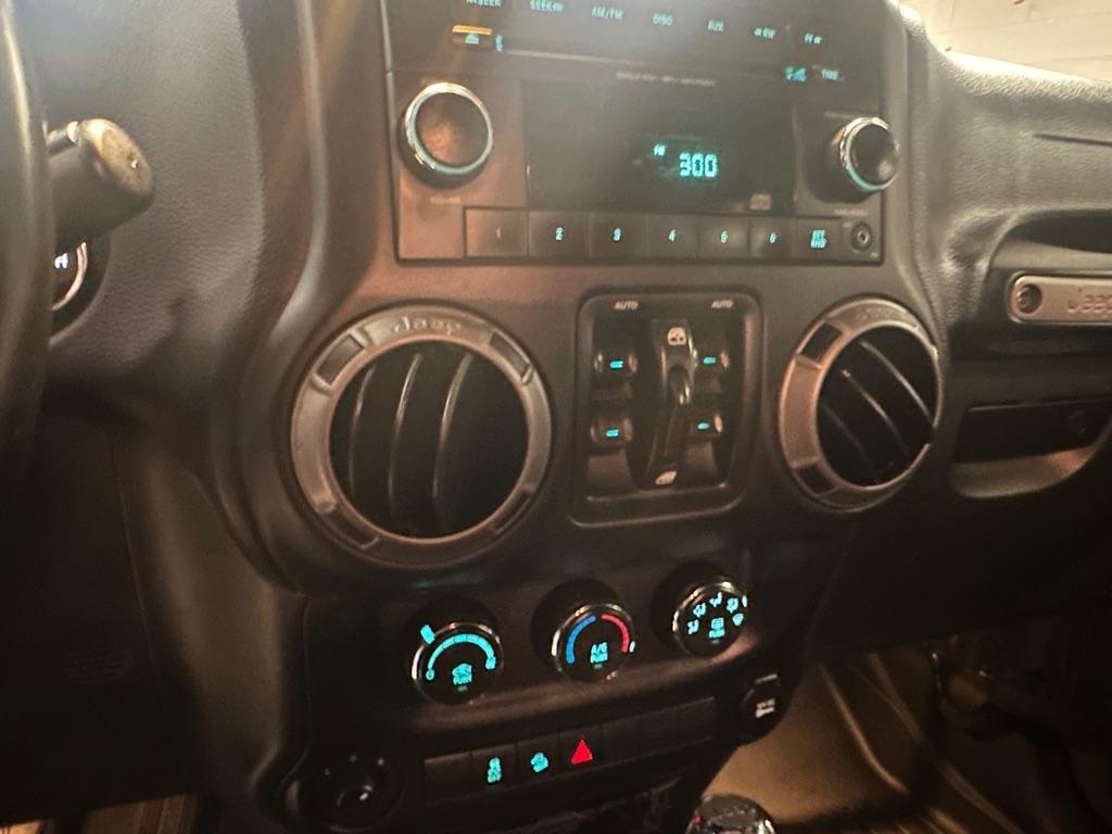 Jeep Wrangler Unlimited Sport 4WD 2015