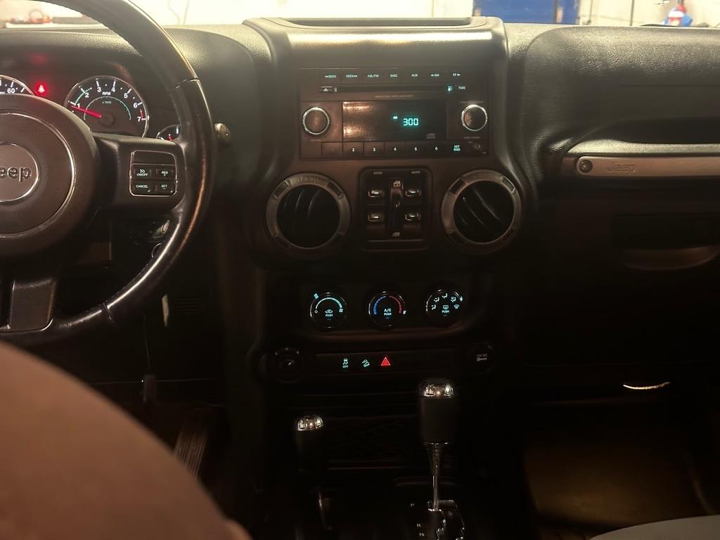 Jeep Wrangler Unlimited Sport 4WD 2015