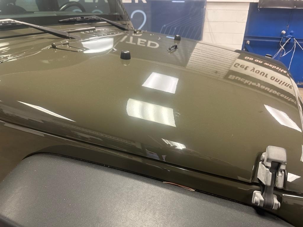 Jeep Wrangler Unlimited Sport 4WD 2015