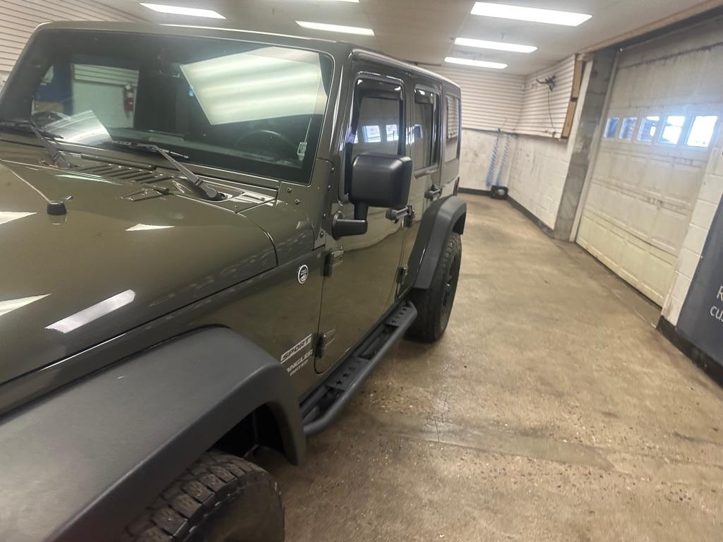 Jeep Wrangler Unlimited Sport 4WD 2015