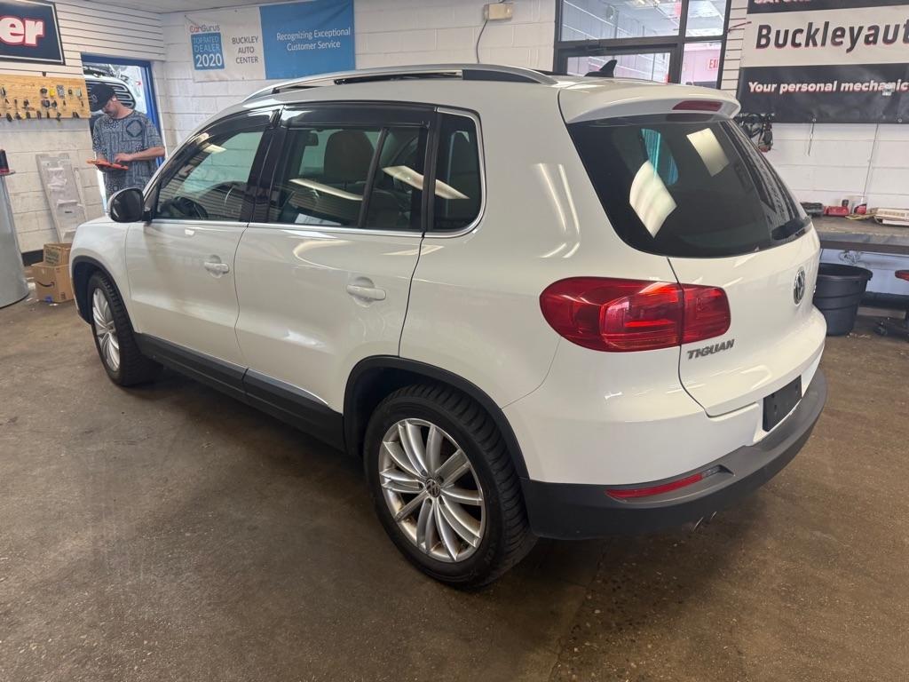 Volkswagen Tiguan SEL 4Motion 2015