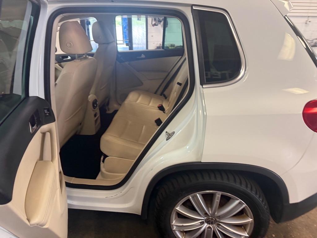 Volkswagen Tiguan SEL 4Motion 2015