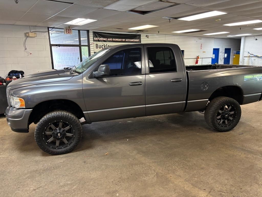 Dodge Ram 2500 ST Quad Cab 4WD 2004