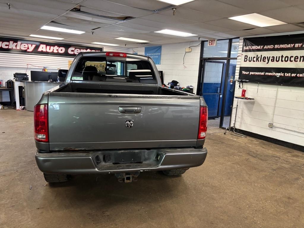 Dodge Ram 2500 ST Quad Cab 4WD 2004