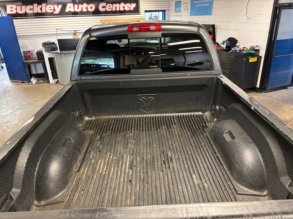 Dodge Ram 2500 ST Quad Cab 4WD 2004