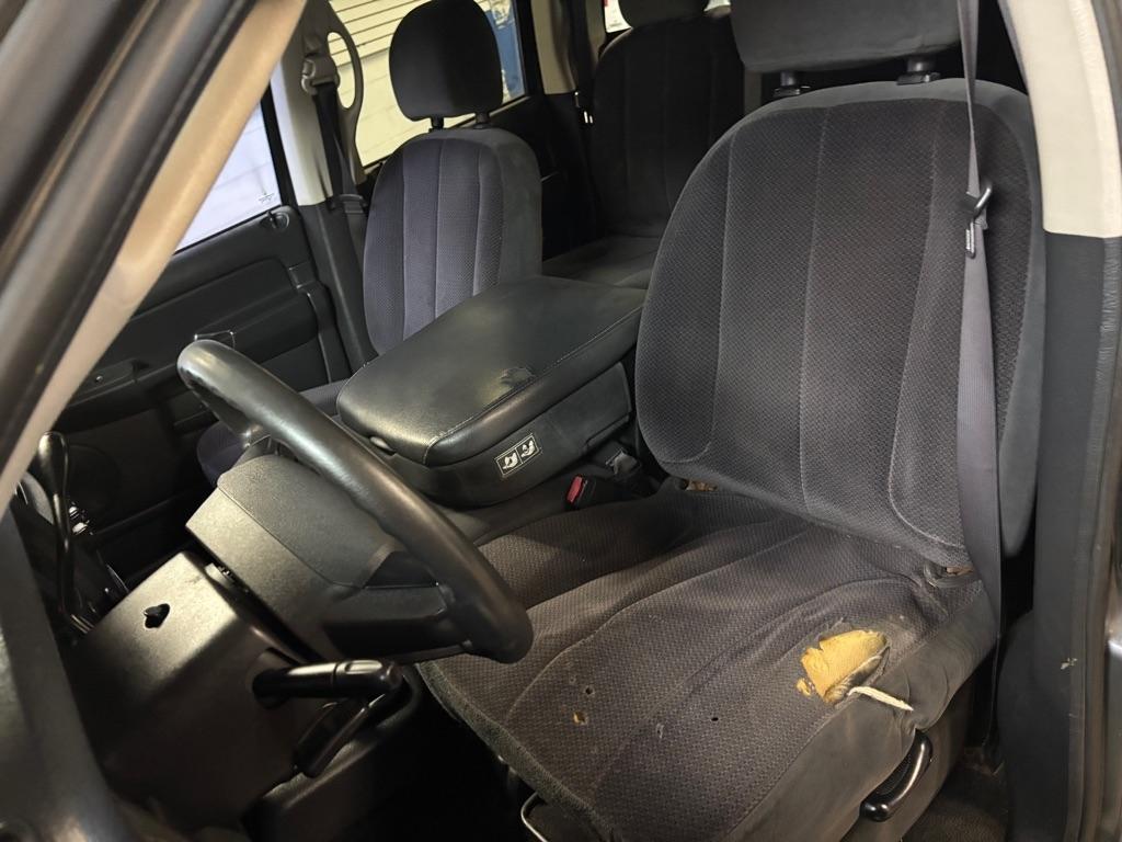 Dodge Ram 2500 ST Quad Cab 4WD 2004