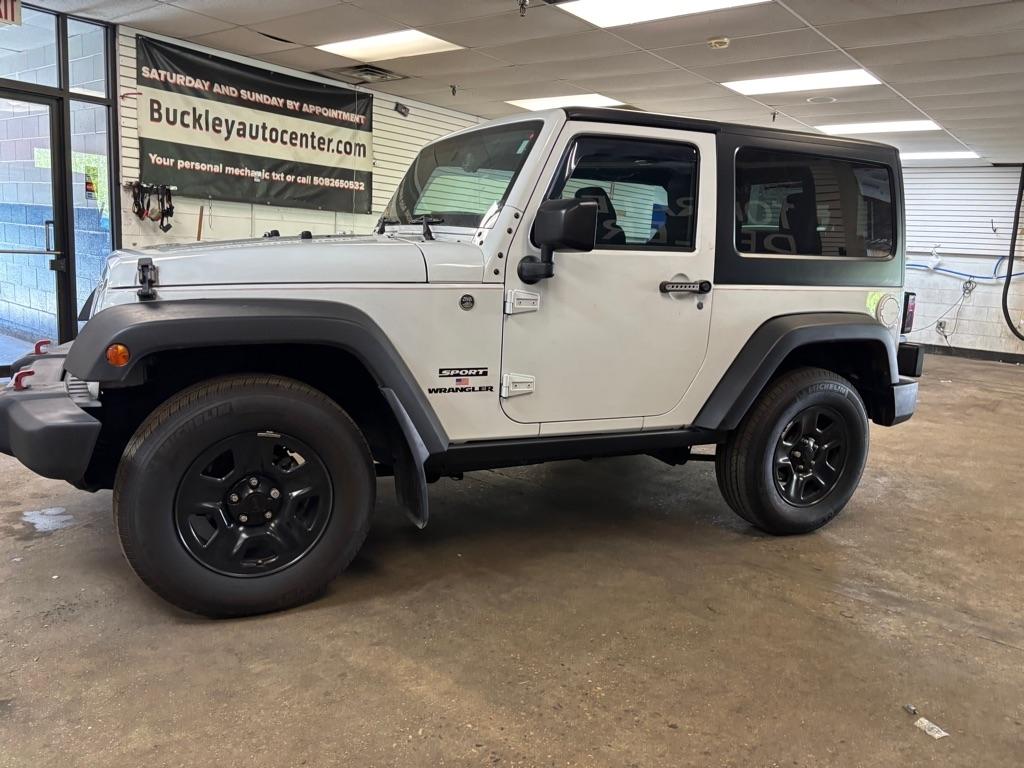 Jeep Wrangler Sport 4WD 2014