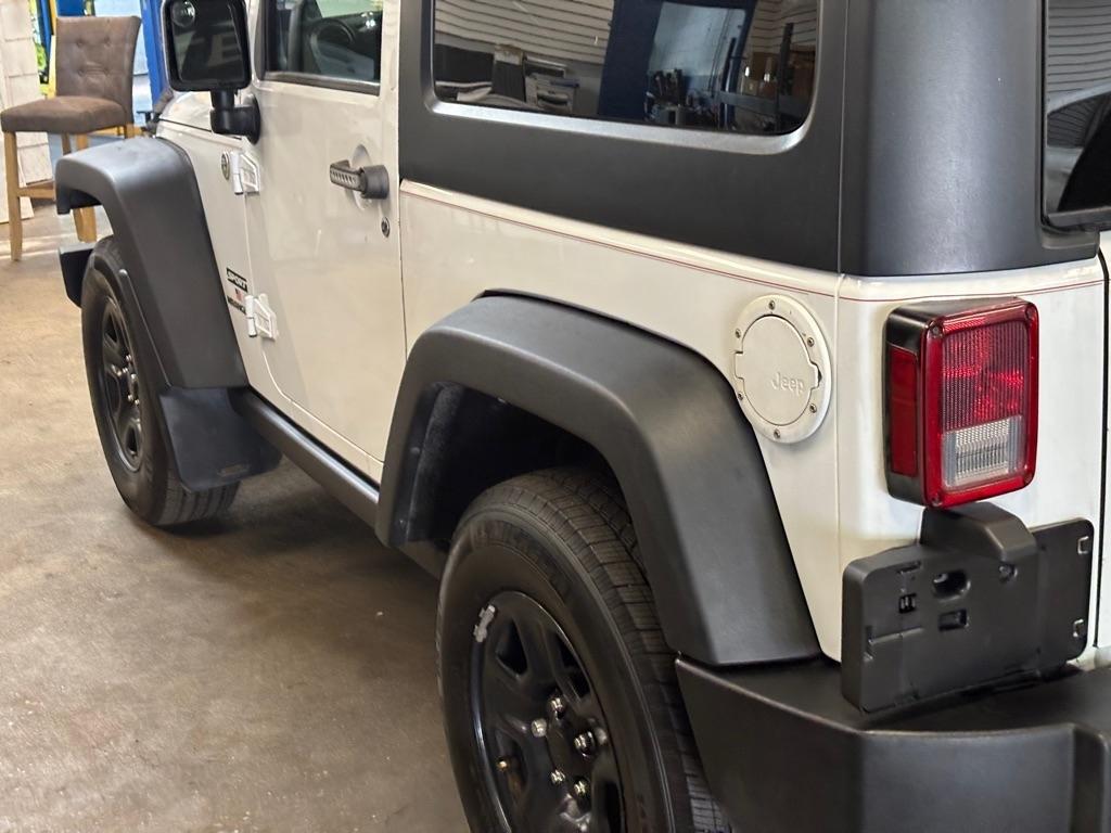 Jeep Wrangler Sport 4WD 2014