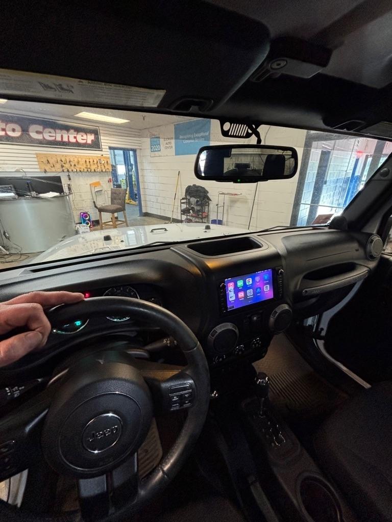 Jeep Wrangler Sport 4WD 2014