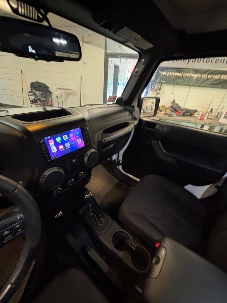 Jeep Wrangler Sport 4WD 2014