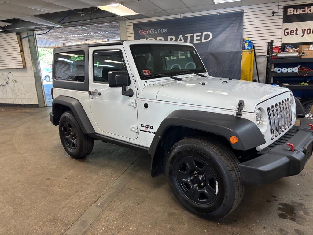 Jeep Wrangler Sport 4WD 2014