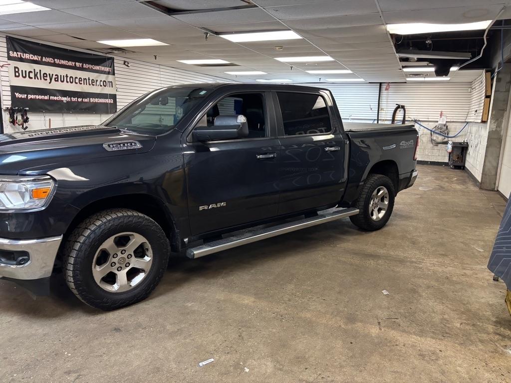 RAM 1500 Big Horn Crew Cab SWB 4WD 2019