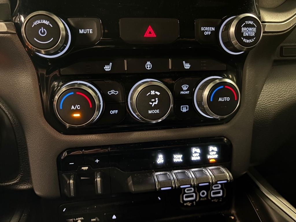 RAM 1500 Big Horn Crew Cab SWB 4WD 2019