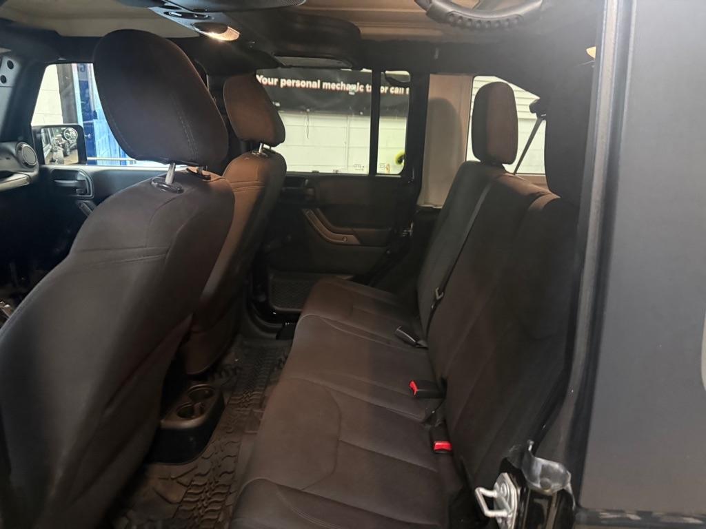 Jeep Wrangler Unlimited Sport 4WD 2017