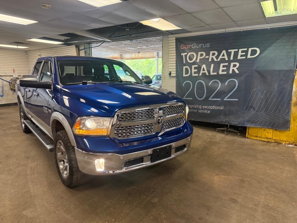 RAM 1500 Laramie Quad Cab 4WD 2017