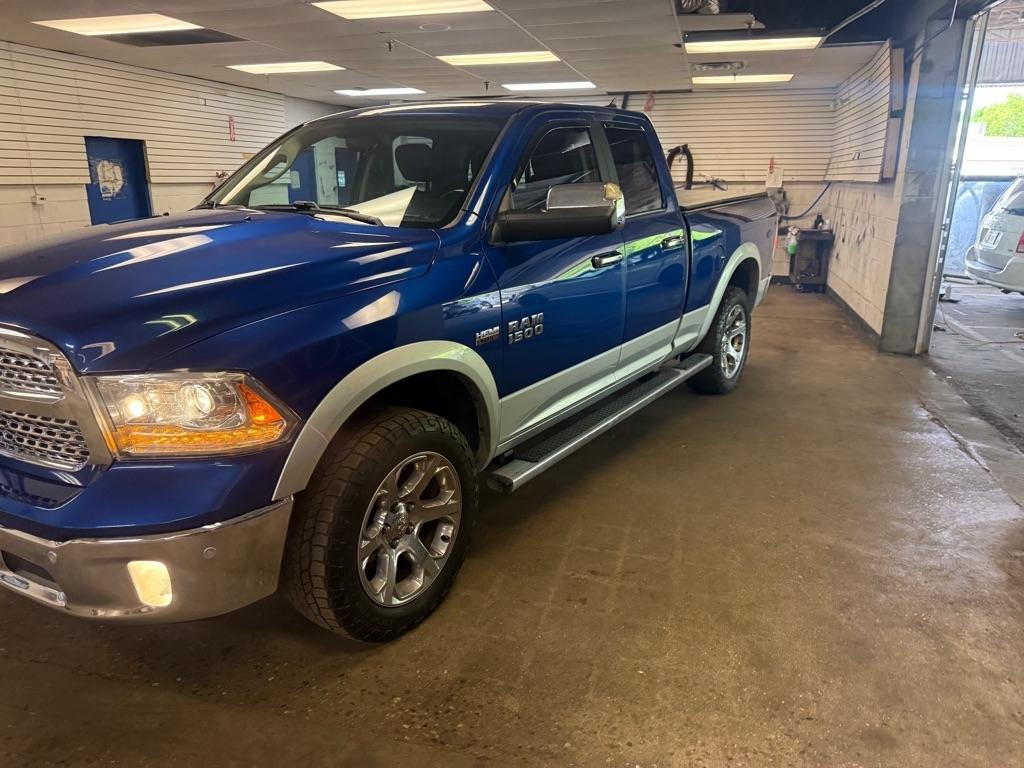 RAM 1500 Laramie Quad Cab 4WD 2017
