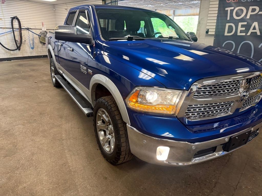 RAM 1500 Laramie Quad Cab 4WD 2017