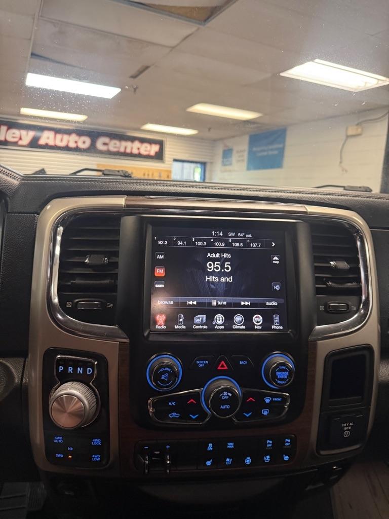 RAM 1500 Laramie Quad Cab 4WD 2017
