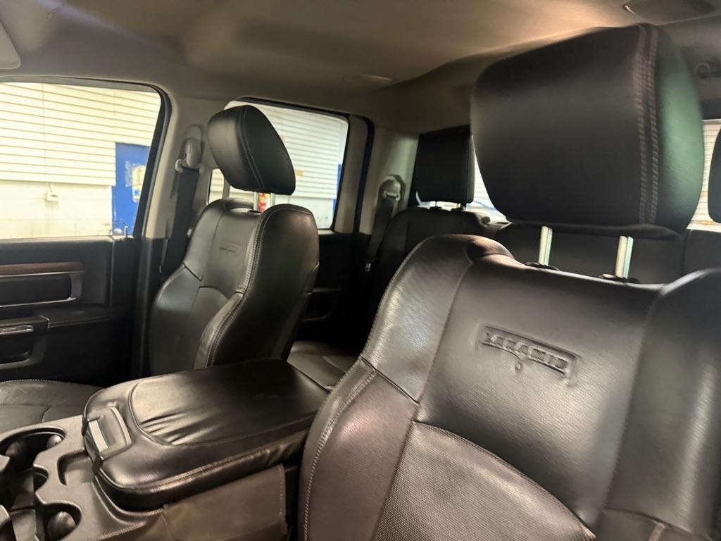 RAM 1500 Laramie Quad Cab 4WD 2017