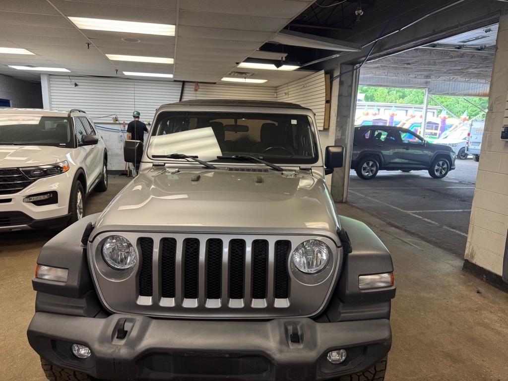Jeep Wrangler Unlimited Sport 2018