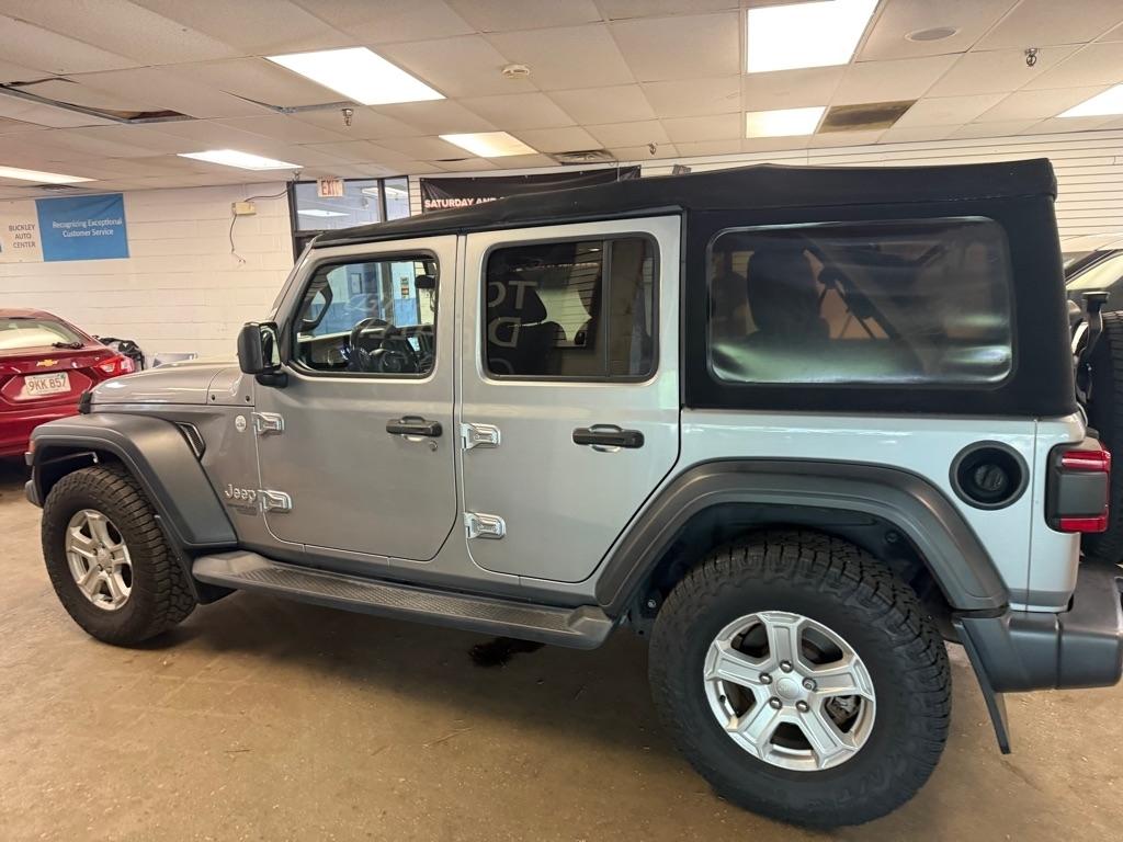 Jeep Wrangler Unlimited Sport 2018