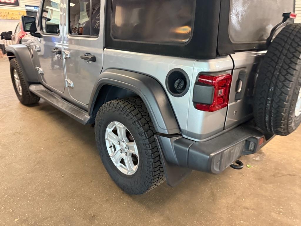 Jeep Wrangler Unlimited Sport 2018