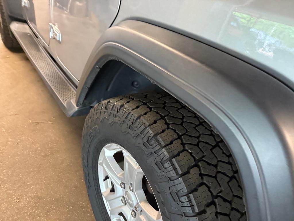 Jeep Wrangler Unlimited Sport 2018