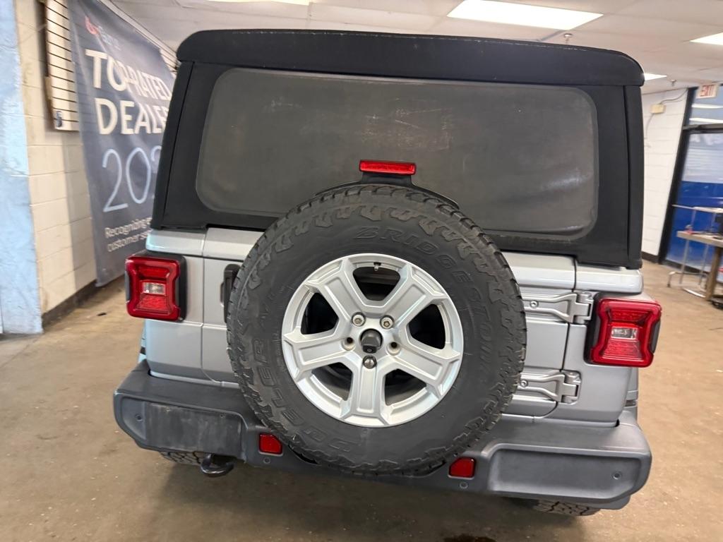 Jeep Wrangler Unlimited Sport 2018