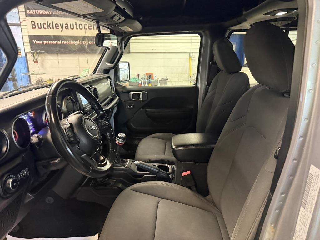 Jeep Wrangler Unlimited Sport 2018