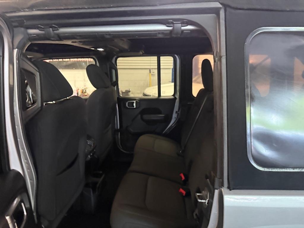 Jeep Wrangler Unlimited Sport 2018