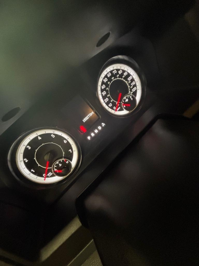 RAM 1500 Tradesman Crew Cab SWB 4WD 2017
