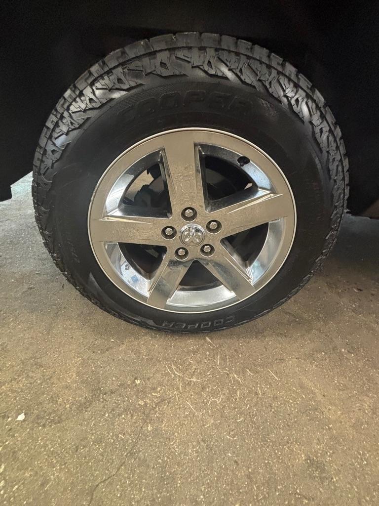 RAM 1500 Tradesman Crew Cab SWB 4WD 2017