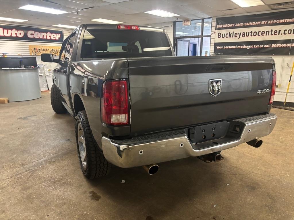 RAM 1500 Tradesman Crew Cab SWB 4WD 2017