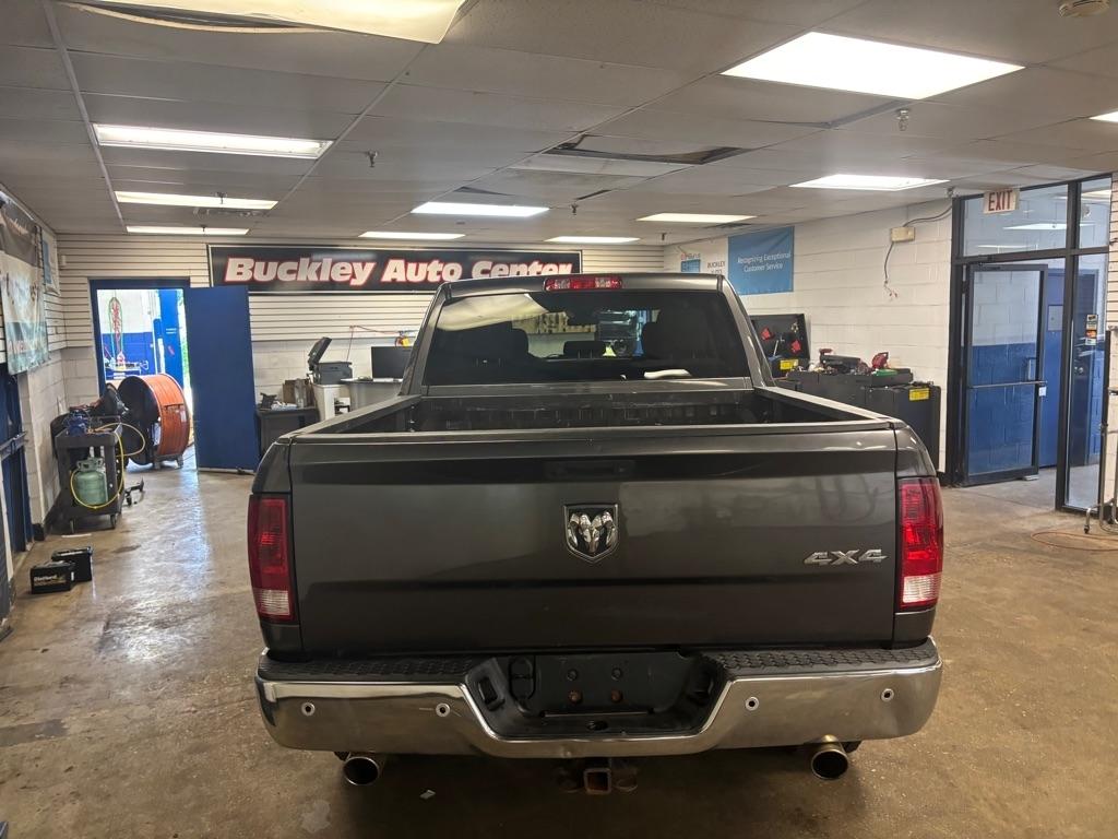 RAM 1500 Tradesman Crew Cab SWB 4WD 2017