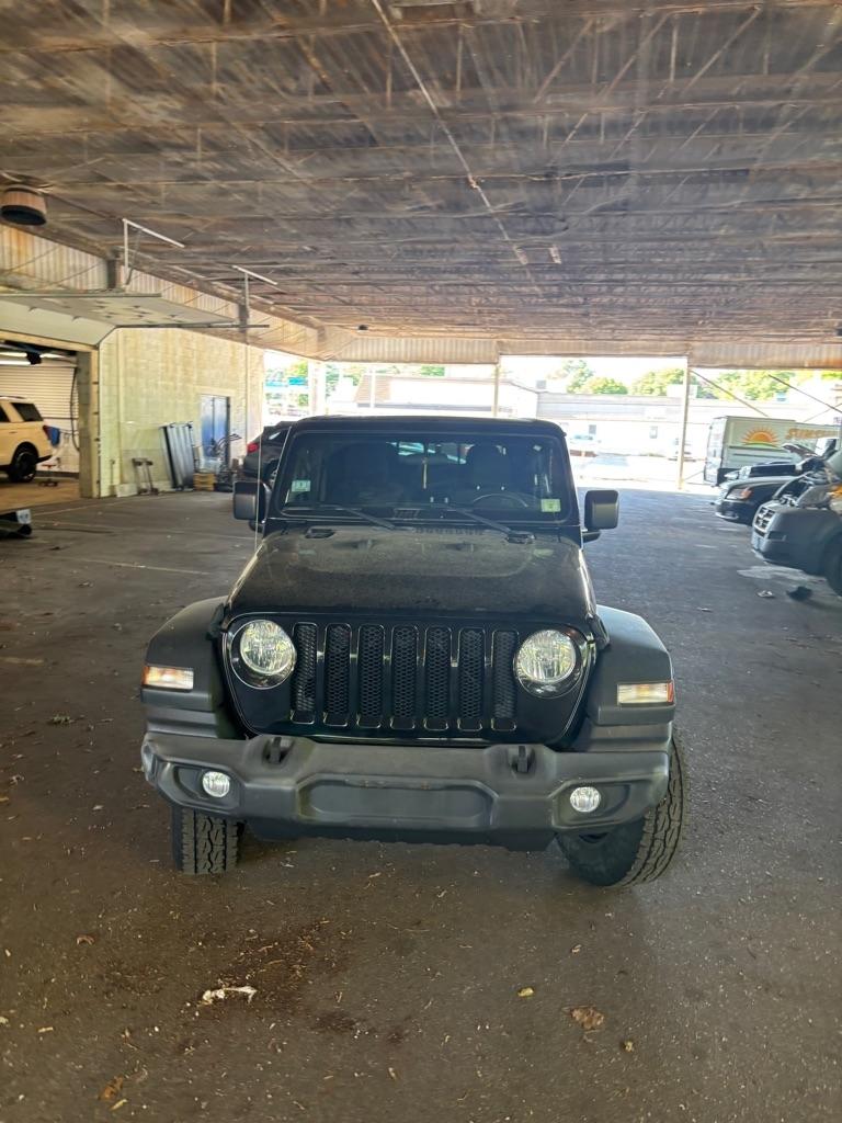 Jeep Wrangler Unlimited Sport 2018