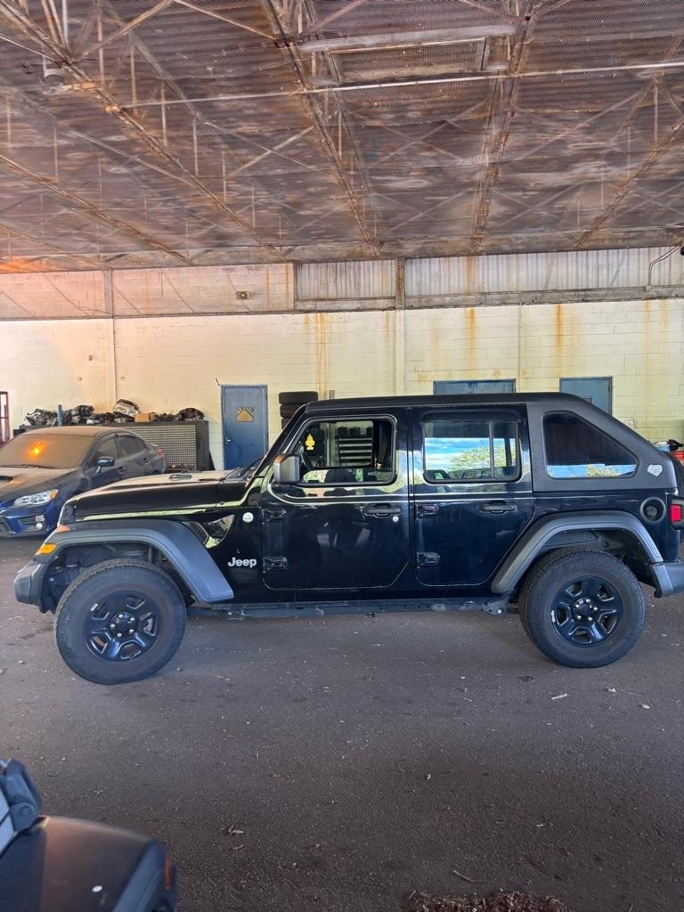 Jeep Wrangler Unlimited Sport 2018