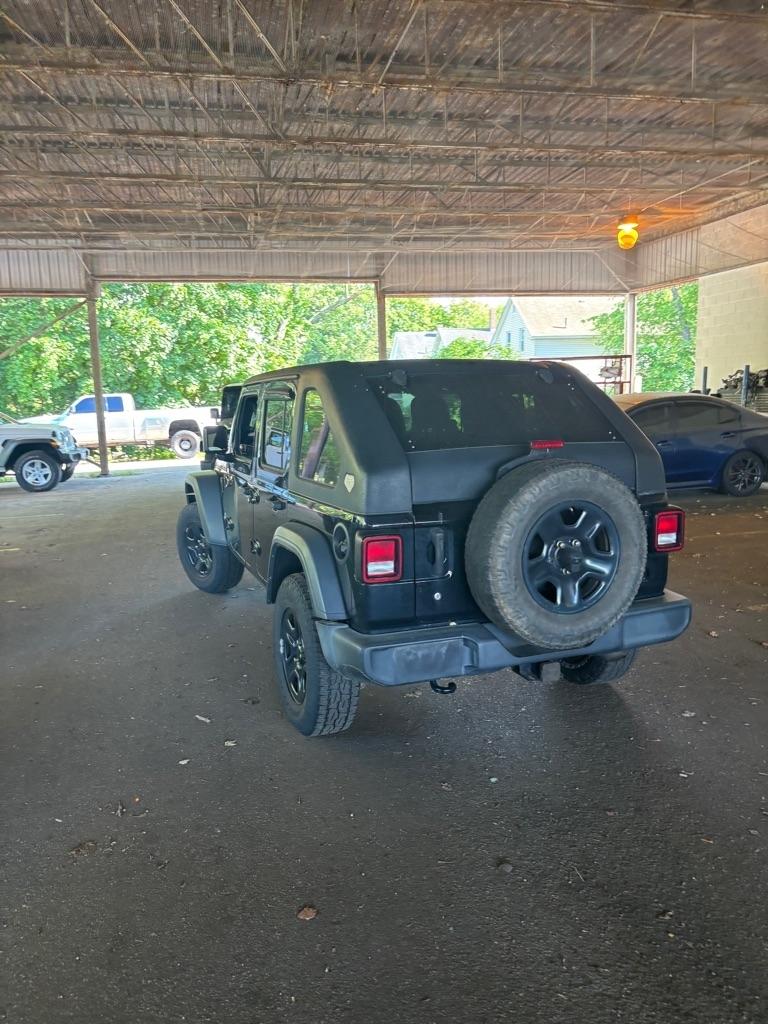 Jeep Wrangler Unlimited Sport 2018