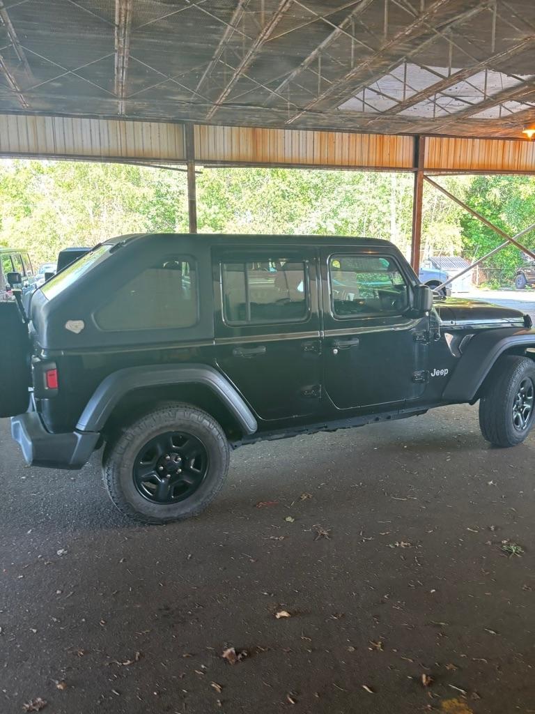 Jeep Wrangler Unlimited Sport 2018