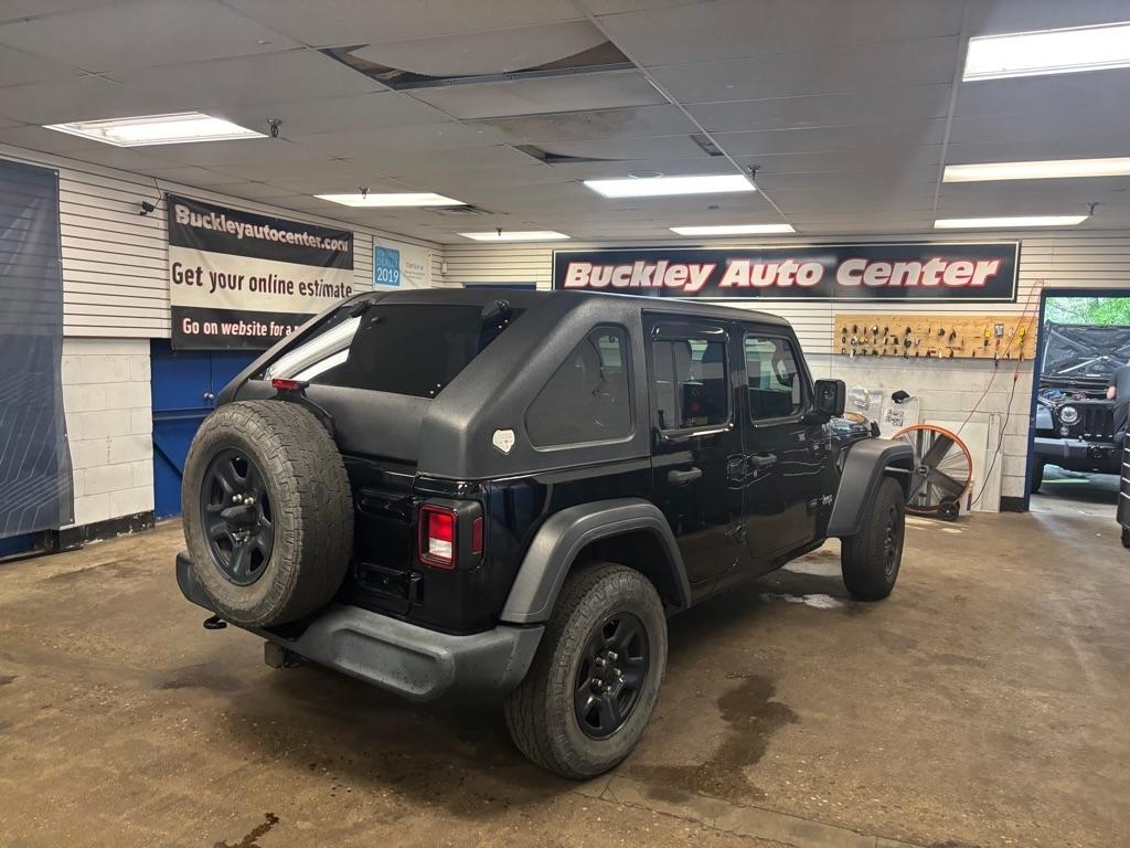 Jeep Wrangler Unlimited Sport 2018