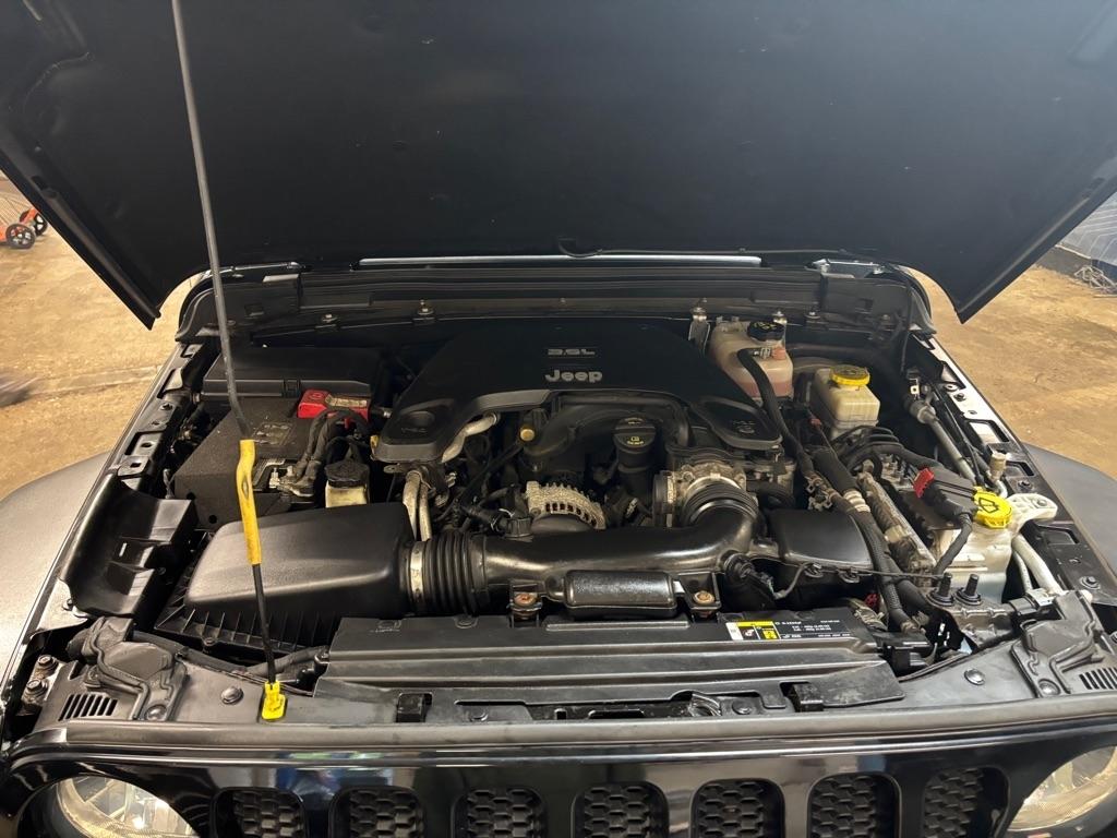 Jeep Wrangler Unlimited Sport 2018