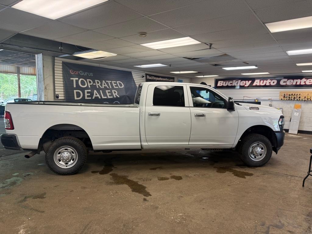 RAM 2500 Tradesman Crew Cab LWB 4WD 2023